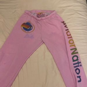 💓💓💓 LOOKING TO TRADE PINK AVIATOR NATION SWEATPANTS
